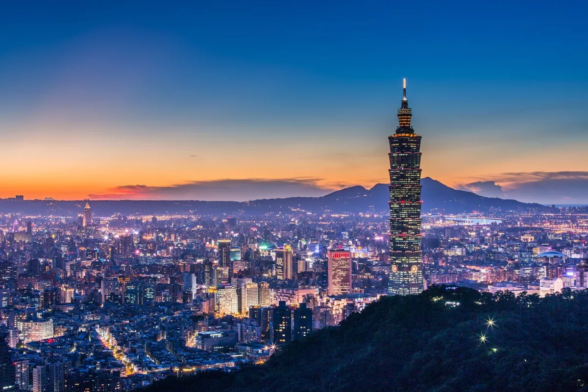 Taipei 101 above the skyline at sunset.